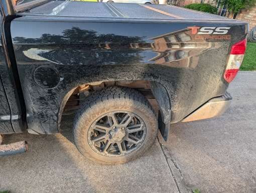 toyota tundra driver side rear trunk view