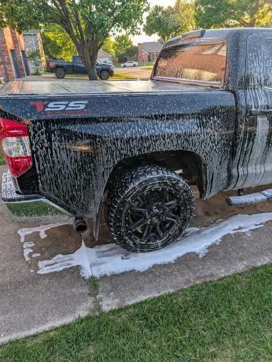 Toyota tundra passenger rear trunk pre soak view
